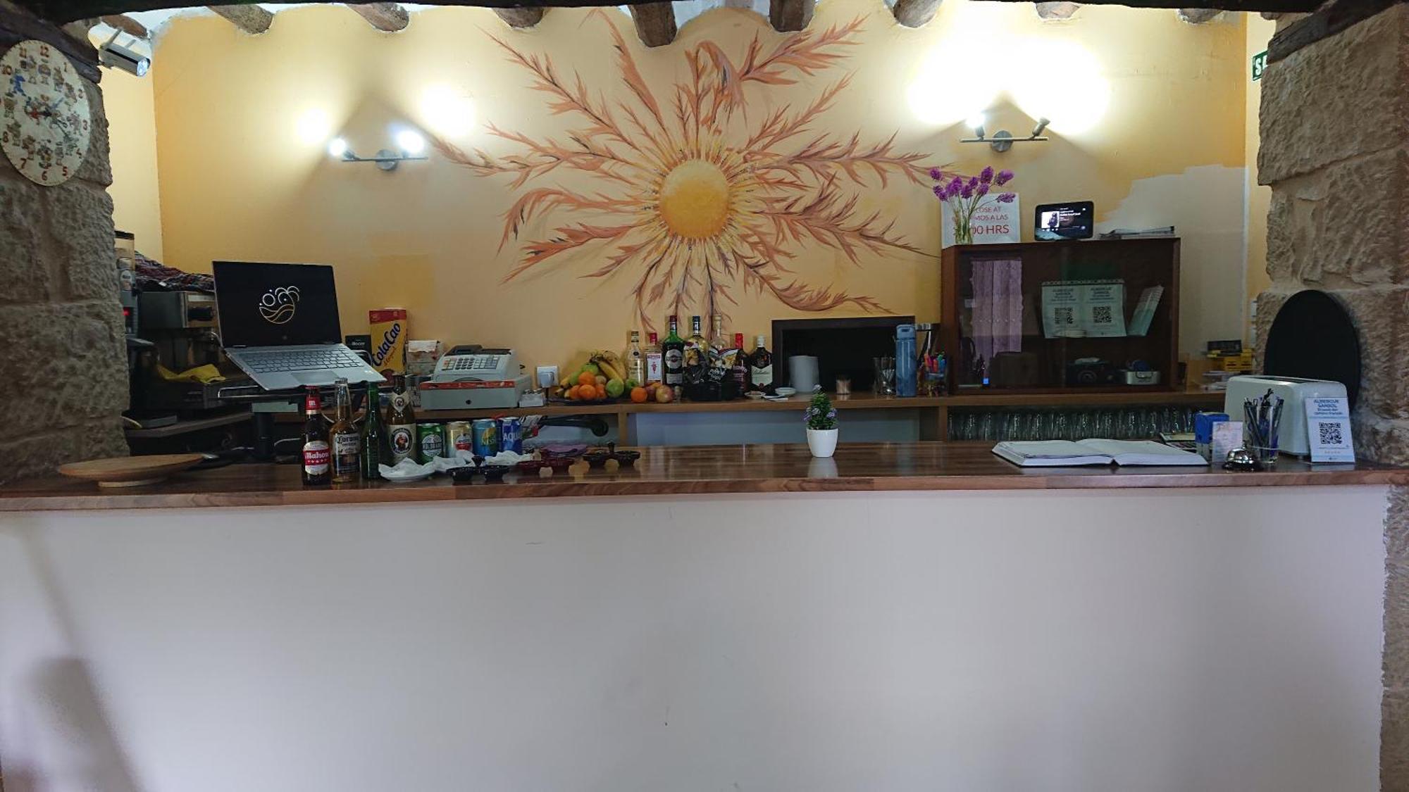 Albergue Sansol - El Oasis Del Camino Frances - Exclusivo Para Peregrinos Eksteriør bilde